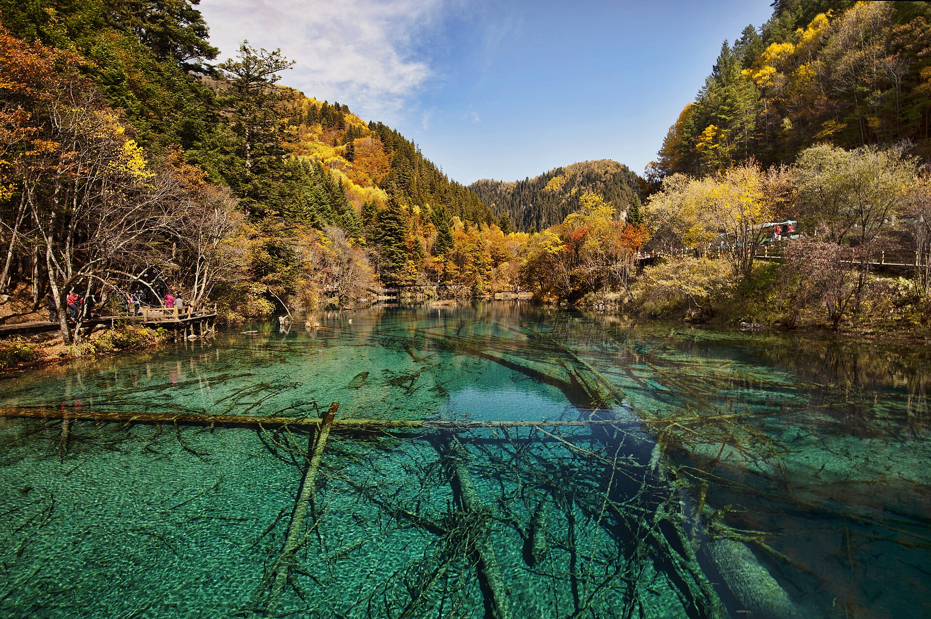 Jiuzhaigou Guide 2026: Check the Open Valleys Before You Go